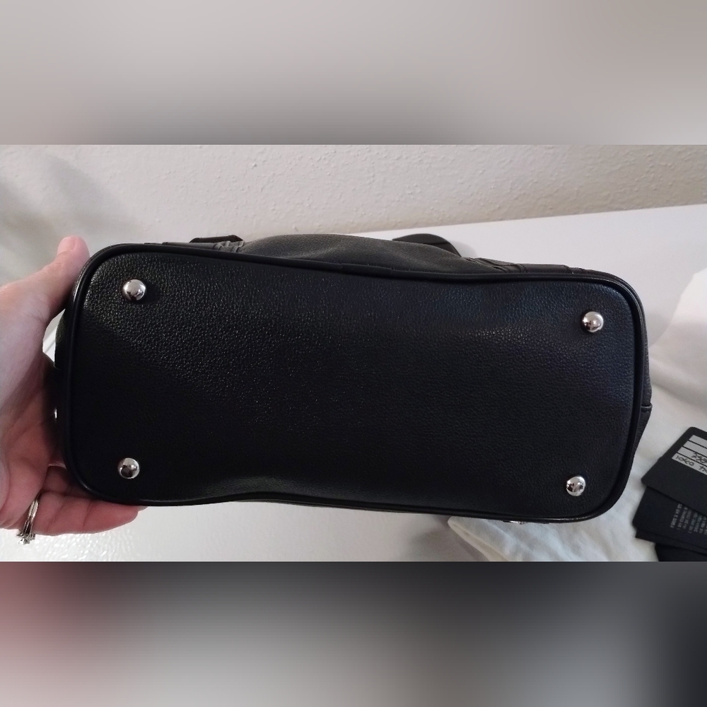MCM Shoulder Bag With MCM Coin Pouch - Picture 9 of 15